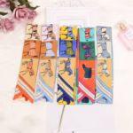 צעיף תיק עם הדפס סוסים 2024 חדש צעיף קטן ודק משי לנשים מותג יוקרתי פולארד נשים קשירת ראש אופנתית צעיפי ראש לנשים